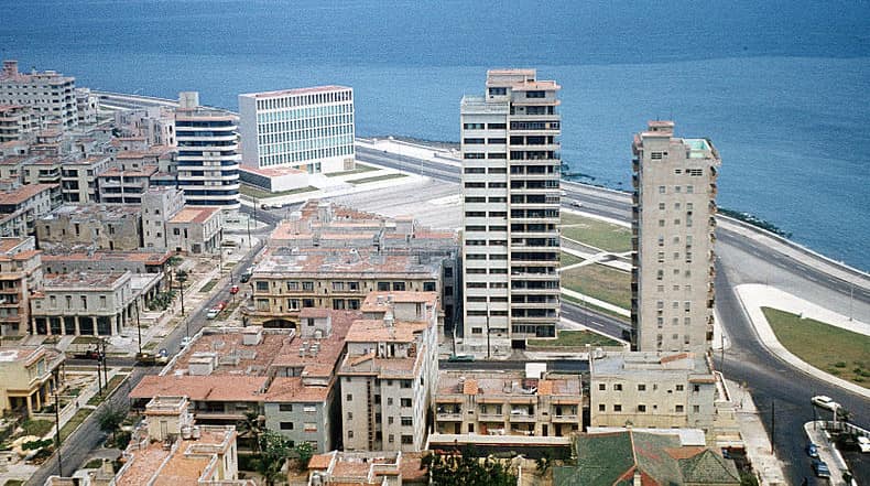 US government restricts travel and trade with Cuba US government restricts travel and trade with Cuba