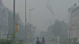 Delhi smog: Schools reopen, several trains delayed