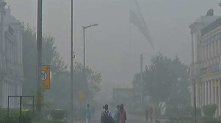 Delhi smog: Schools reopen, several trains delayed