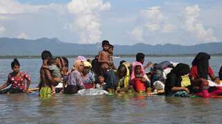 Myanmar military denies atrocities against Rohingyas, replaces general