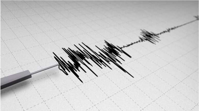 7.0 magnitude quake off New Caledonia, triggers tsunami warning