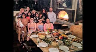 Priyanka shares Thanksgiving meal picture and we are eating our hearts out!