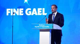 Irish government set to fall weeks before Brexit summit