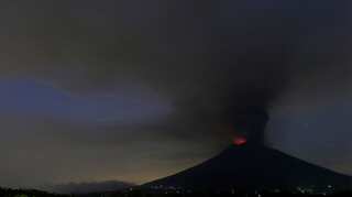 Indonesia orders immediate evacuation as highest alert issued for Bali volcano