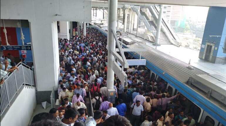 Over 2 lakh passengers travel by Hyderabad metro rail on day 1