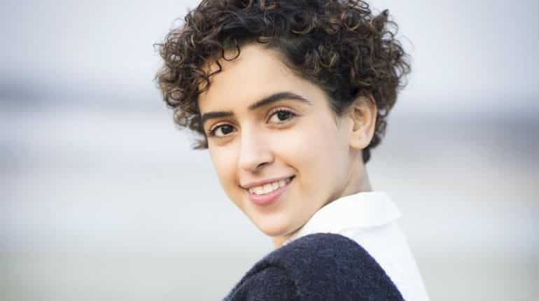 'Dangal' star Sanya Malhotra to work opposite Ayushmann Khurrana in her next film 'Dangal' star Sanya Malhotra to work opposite Ayushmann Khurrana in her next film