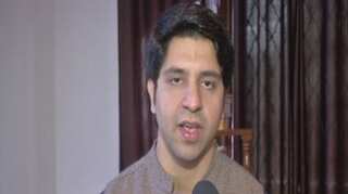 Courtiers planning to bring in dummy candidate: Shehzad Poonawalla on Congress president election