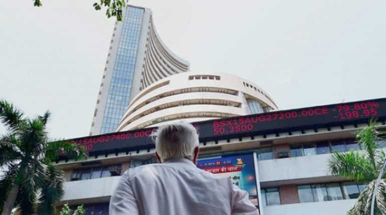 Sensex down 100 points as RBI policy decision looms Sensex down 100 points as RBI policy decision looms