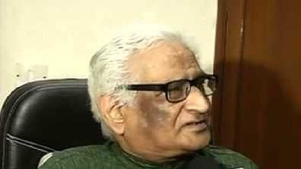 After spat with CJI, senior lawyer Rajeev Dhawan quits court practice After spat with CJI, senior lawyer Rajeev Dhawan quits court practice