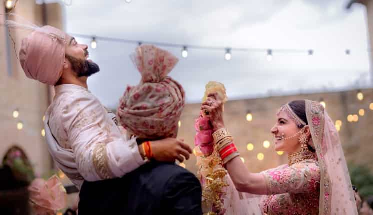 Virat Kohli-Anushka Sharma get married; Twitter has a field day