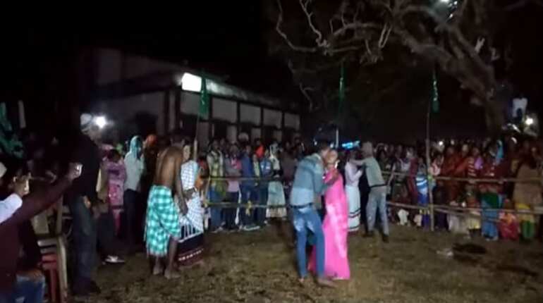 Jharkhand kissing competition: Organising MLAs asked to step down Jharkhand kissing competition: Organising MLAs asked to step down