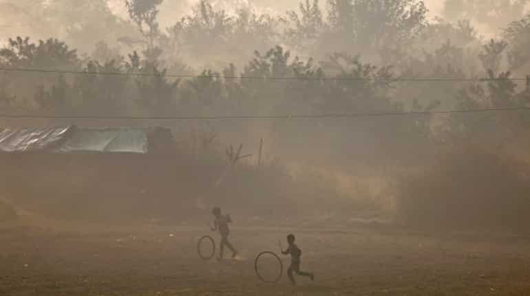 As pollution level reduces in Delhi, Supreme Court allows use of petcoke in cement industry