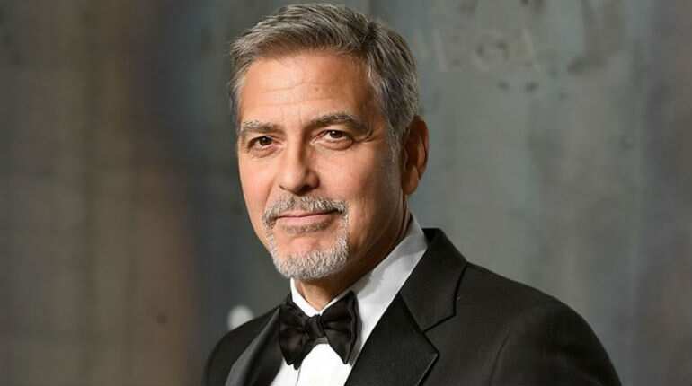 George Clooney gives 14 of his friends a million dollars each George Clooney gives 14 of his friends a million dollars each