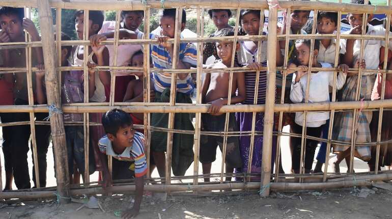 Bangladesh stops Rohingya preparing to board boat to Malaysia Bangladesh stops Rohingya preparing to board boat to Malaysia
