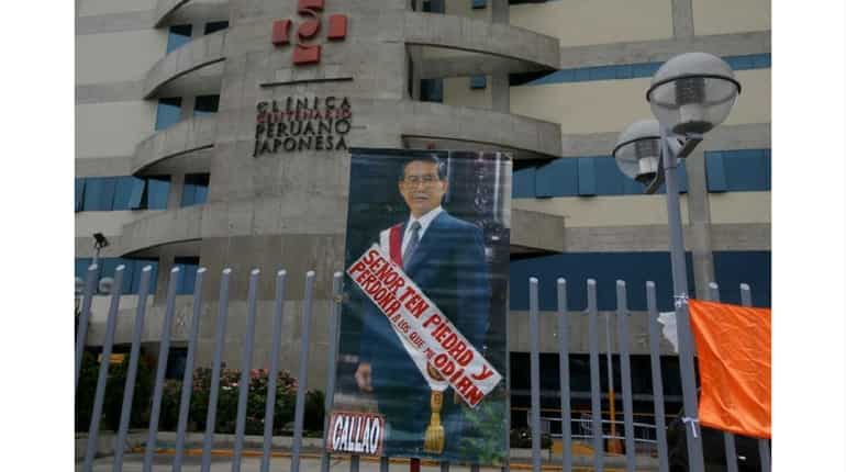 Violent clashes in Peru after Fujimori's release
