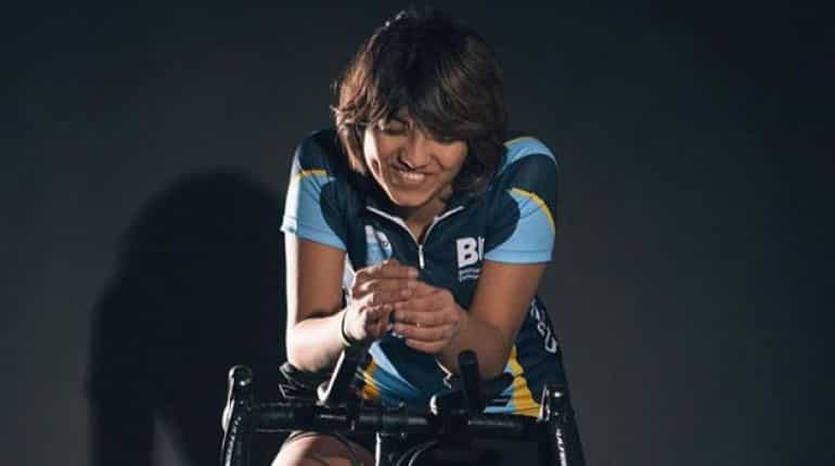 Pune girl aims to cycle around the globe solo and set a record