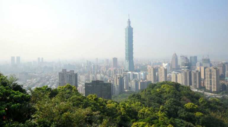 Taiwan court orders dentist to pay mother for raising him