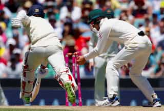 Ashes 2017-18: Tail wags as England all out for 346 in Sydney Test