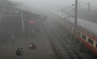 Fog in Delhi outskirts continues to affect train services