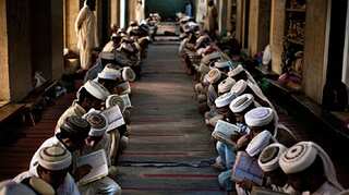 Islamic organisation issues legal notice to Wasim Rizvi for remarks on madrasas
