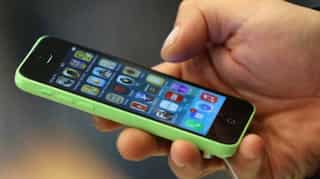 Fake phone law dupes many in Singapore, but wins support too