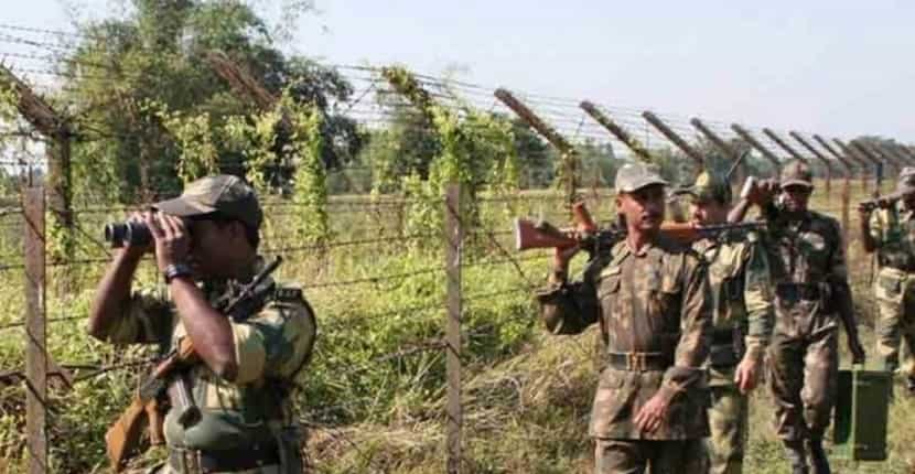Pak troops open fire in Poonch again, India retaliates Pak troops open fire in Poonch again, India retaliates