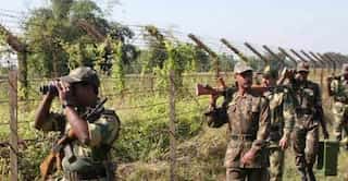 Pak troops open fire in Poonch again, India retaliates