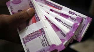 RBI official steals Rs 90 lakh, caught red-handed