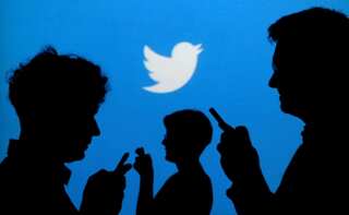 Twitter urges all users to change passwords after glitch