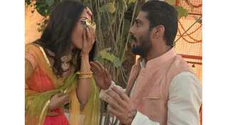 Photo: Smita Patil's son Prateik Babbar engaged to girlfriend Sanya Sagar