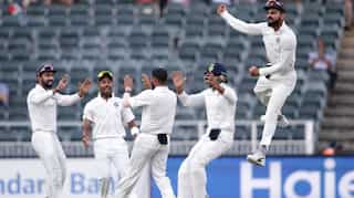 Cricket: 'Dangerous' pitch stops South Africa vs India Test