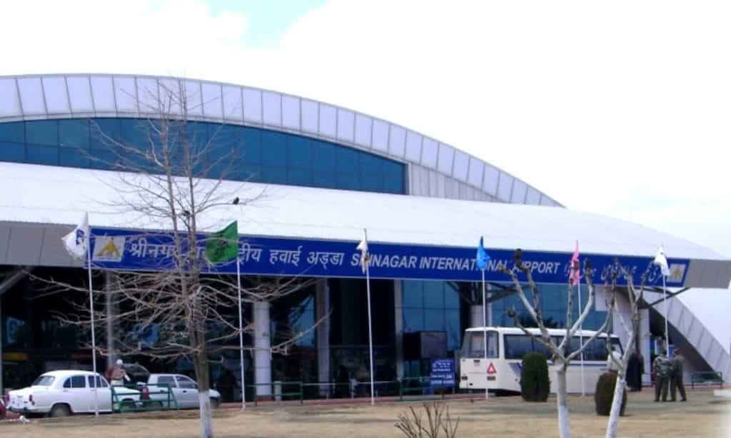 Fire at Srinagar airport, air traffic suspended briefly Fire at Srinagar airport, air traffic suspended briefly
