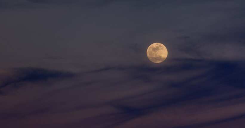 Super blood moon