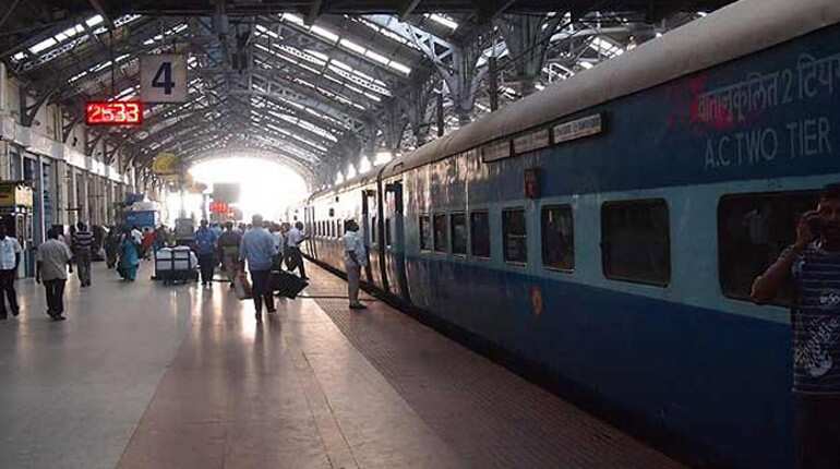 Assam: About to board Mumbai train, 4 minor girls rescued from railway station