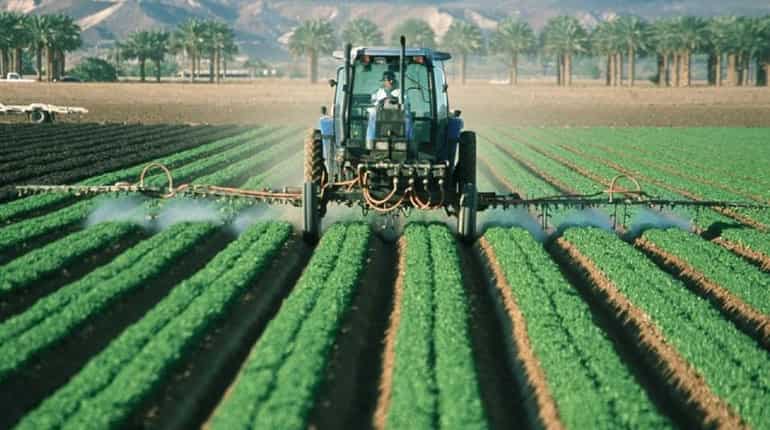 Government appeals to farmers not to hoard fertilisers