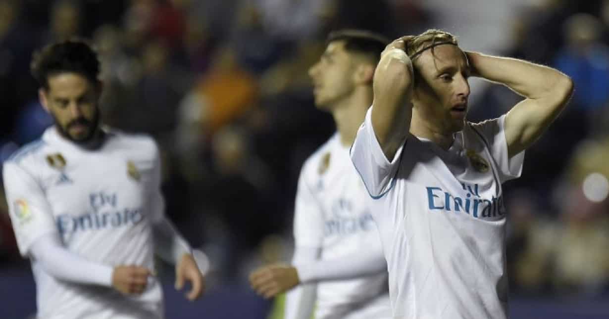 Pazzini late show sees Real Madrid held at Levante