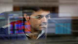 Sensex, Nifty reverse course to close lower; Reliance Industries, banks drag