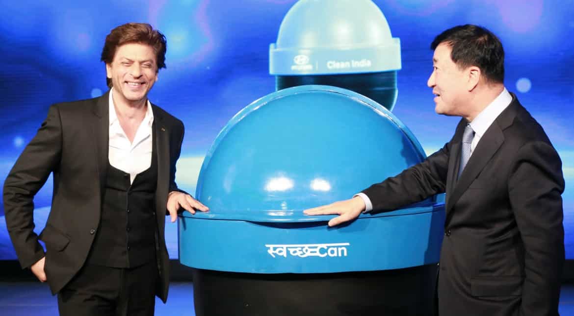 Khan on Swachh Can said 'It is a simple yet powerful idea and I would like to request every single car owner to go ahead and use it'