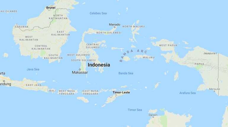 At least 27 killed in bus crash in Indonesia