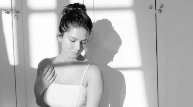 Andhra Pradesh farmers think Sunny Leone wards off 'evil eye' Andhra Pradesh farmers think Sunny Leone wards off 'evil eye'