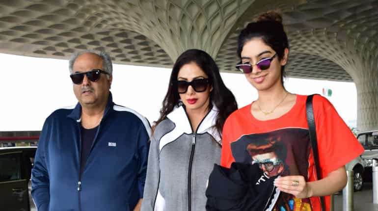 Boney Kapoor found Sridevi unconscious in bathtub: Report Boney Kapoor found Sridevi unconscious in bathtub: Report