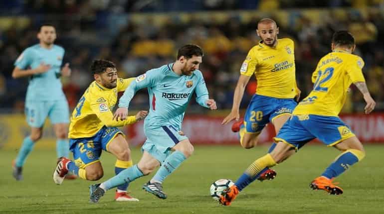 La Liga: Barcelona lead by five points after draw at Las Palmas