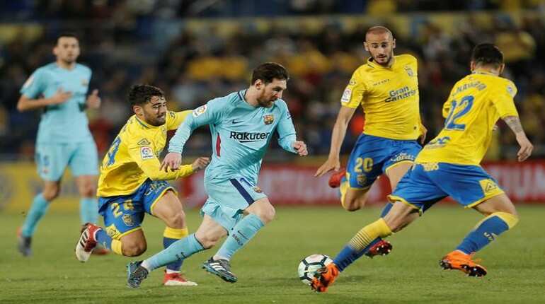 La Liga: Barcelona lead by five points after draw at Las Palmas