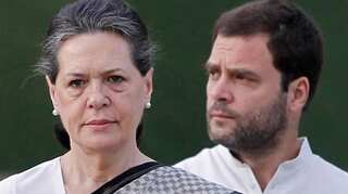 Sonia, Rahul slam TRS president Chandrasekhar Rao in his home turf
