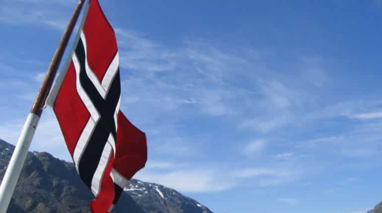 Norway government under threat as key party says it has no confidence in minister Norway government under threat as key party says it has no confidence in minister