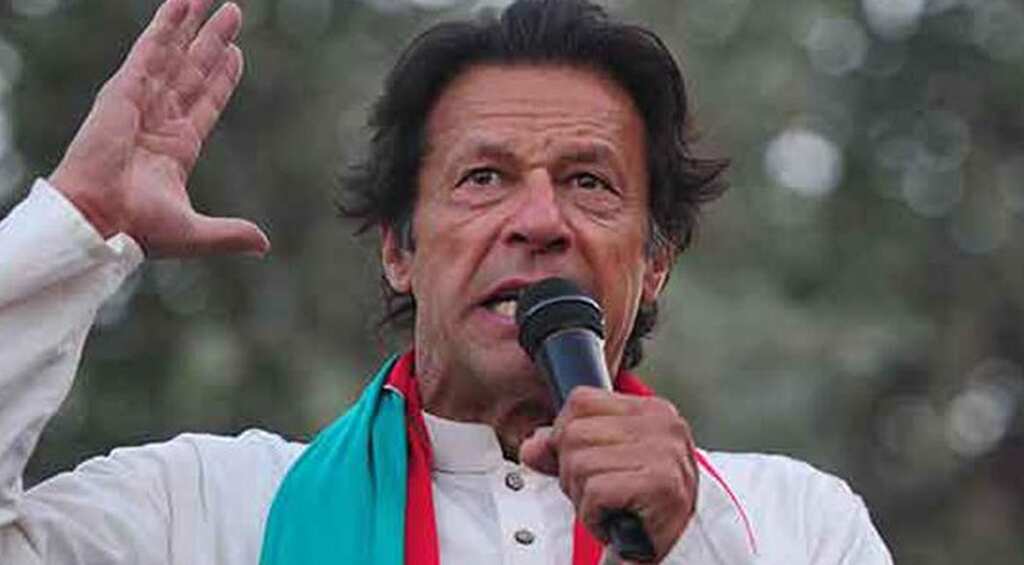 Imran Khan goes on Twitter tirade against Pakistan PM Abbasi