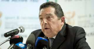 Australia 'incredibly stupid' - ex-South Africa skipper Ali Bacher