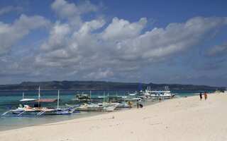 Airlines cut back flights as Philippine holiday hotspot prepares for closure