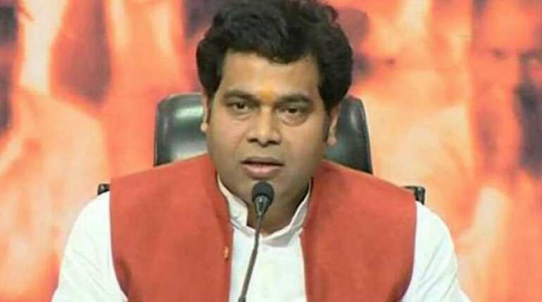 Firing by Pakistan should be retaliated by 'rain of firing' : Uttar Pradesh minister Srikant Sharma