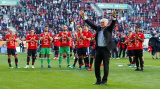 Bayern Munich overcome bizarre own goal to clinch another title